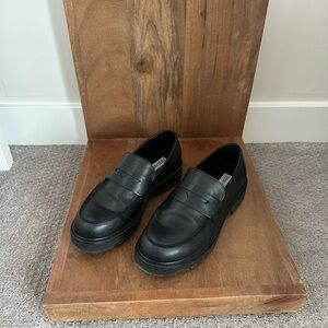 Steve Madden Black Leather Loafers